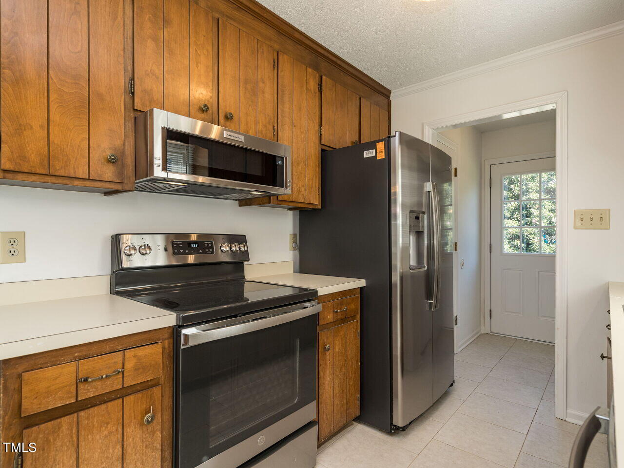 5172 Shield Circle Raleigh, NC 27603 - Photo 12 of 28 012-1280x960-kitchen