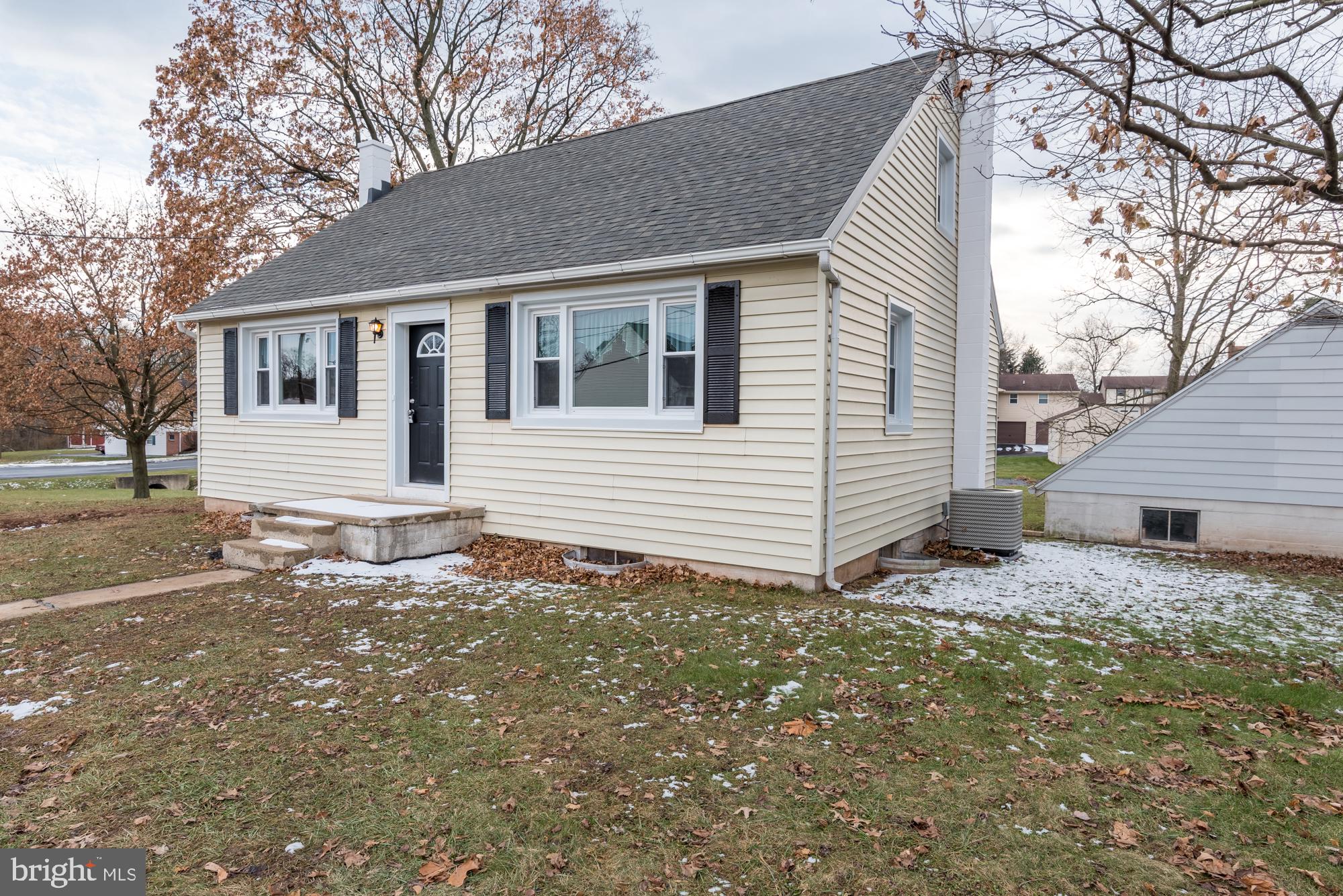 526 Radio Road Elizabethtown, PA 17022 - Photo 1 of 20 Gallery Image 1