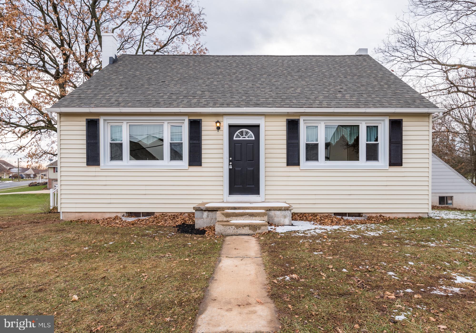 526 Radio Road Elizabethtown, PA 17022 - Photo 2 of 20 Gallery Image 2