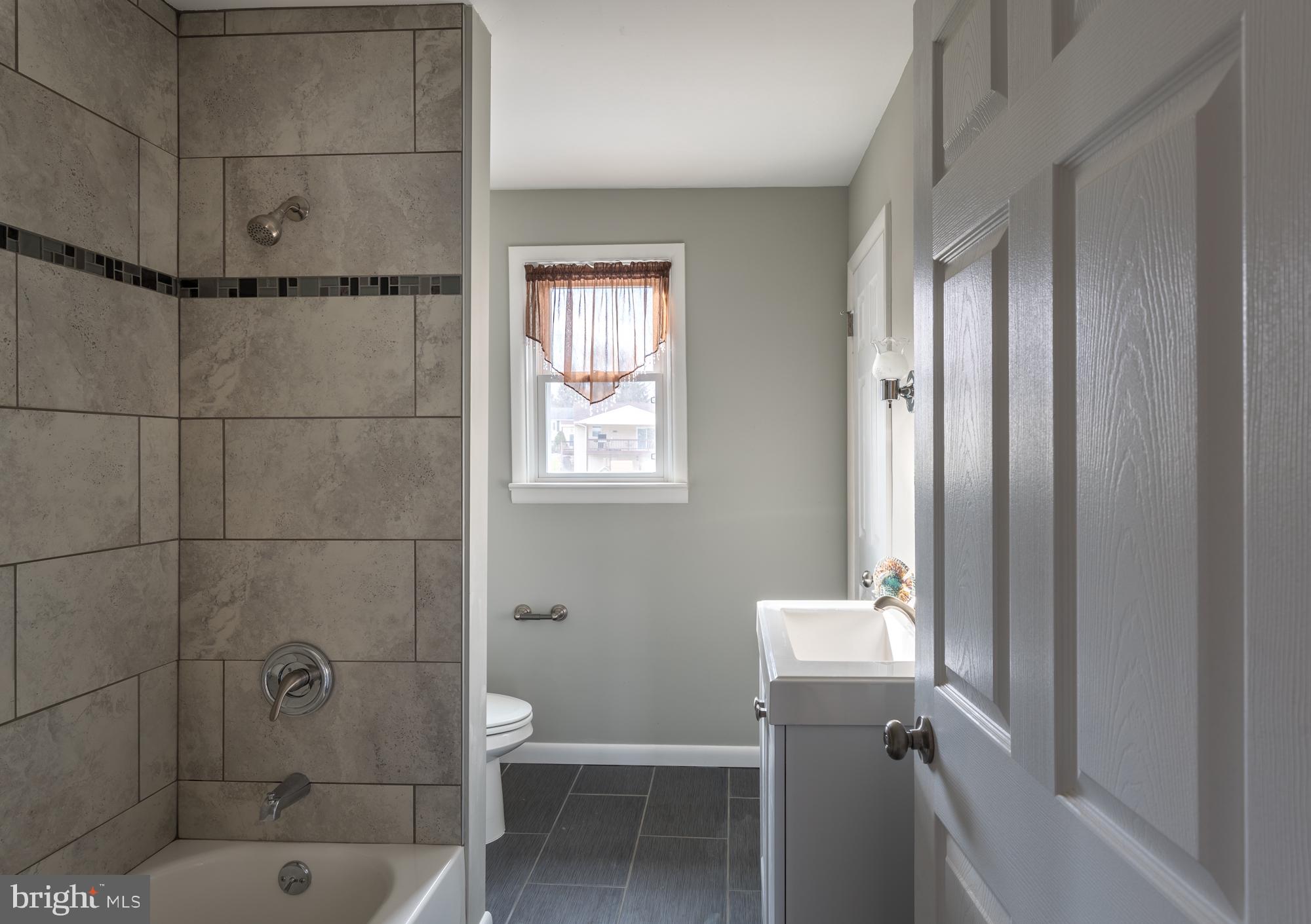 526 Radio Road Elizabethtown, PA 17022 - Photo 11 of 20 Gallery Image 11