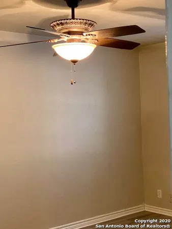 $795 | 7135 Glen Terrace, Unit 2, San Antonio, TX 78239