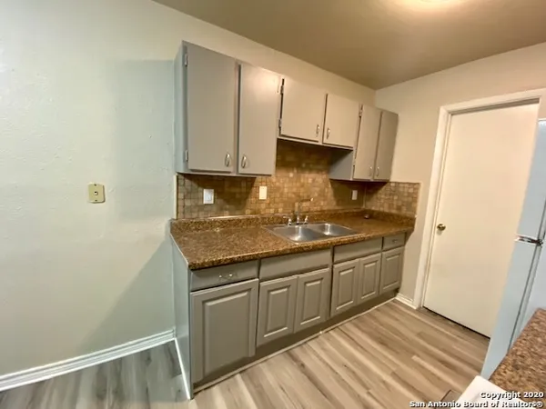 $795 | 7135 Glen Terrace, Unit 2, San Antonio, TX 78239