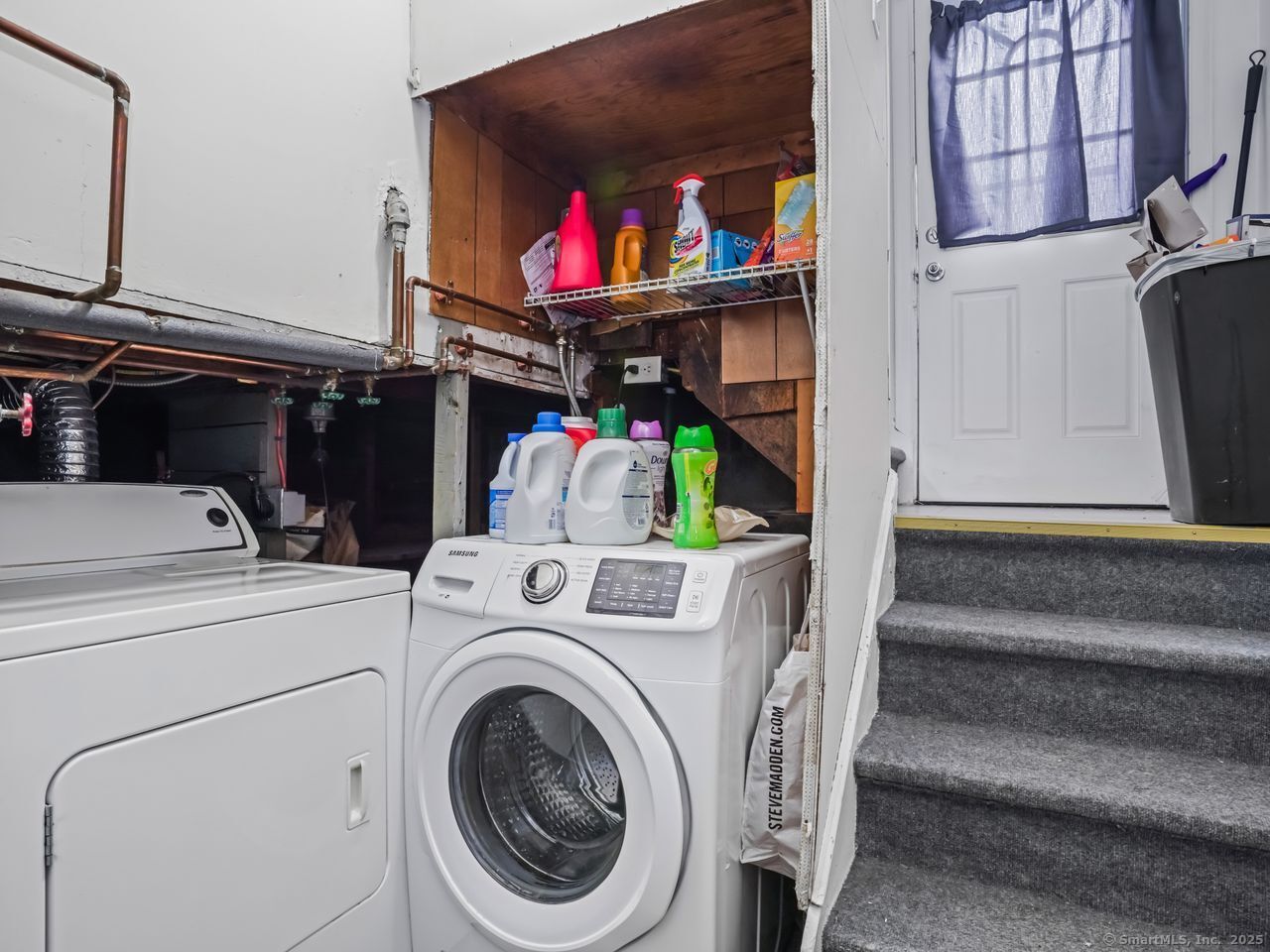 375 Ruth Street Bridgeport, CT 06606 - Photo 21 of 27 a utility room with dryer and washer