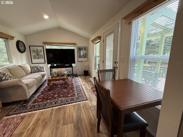 111 Rhody Loop Florence, OR 97439 - Photo 5 of 24