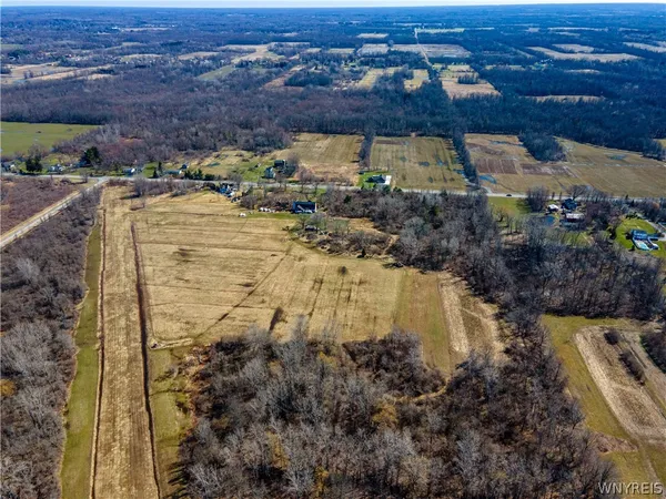 $750,000 | 3316 Beebe Road, Wilson, NY 14108