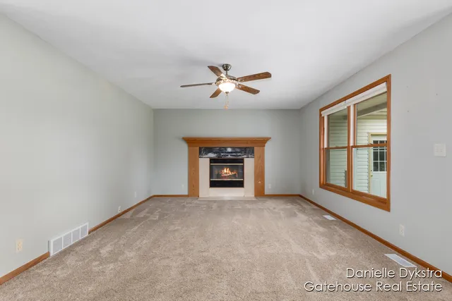 $450,000 | 10675 Mieras Drive Northeast, Sparta, MI 49345