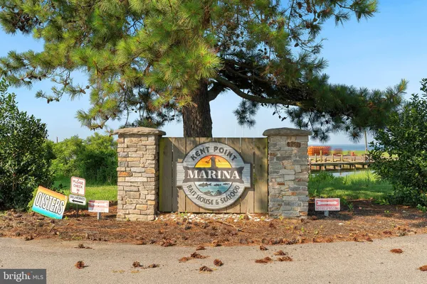 a sign that is on the side of the road