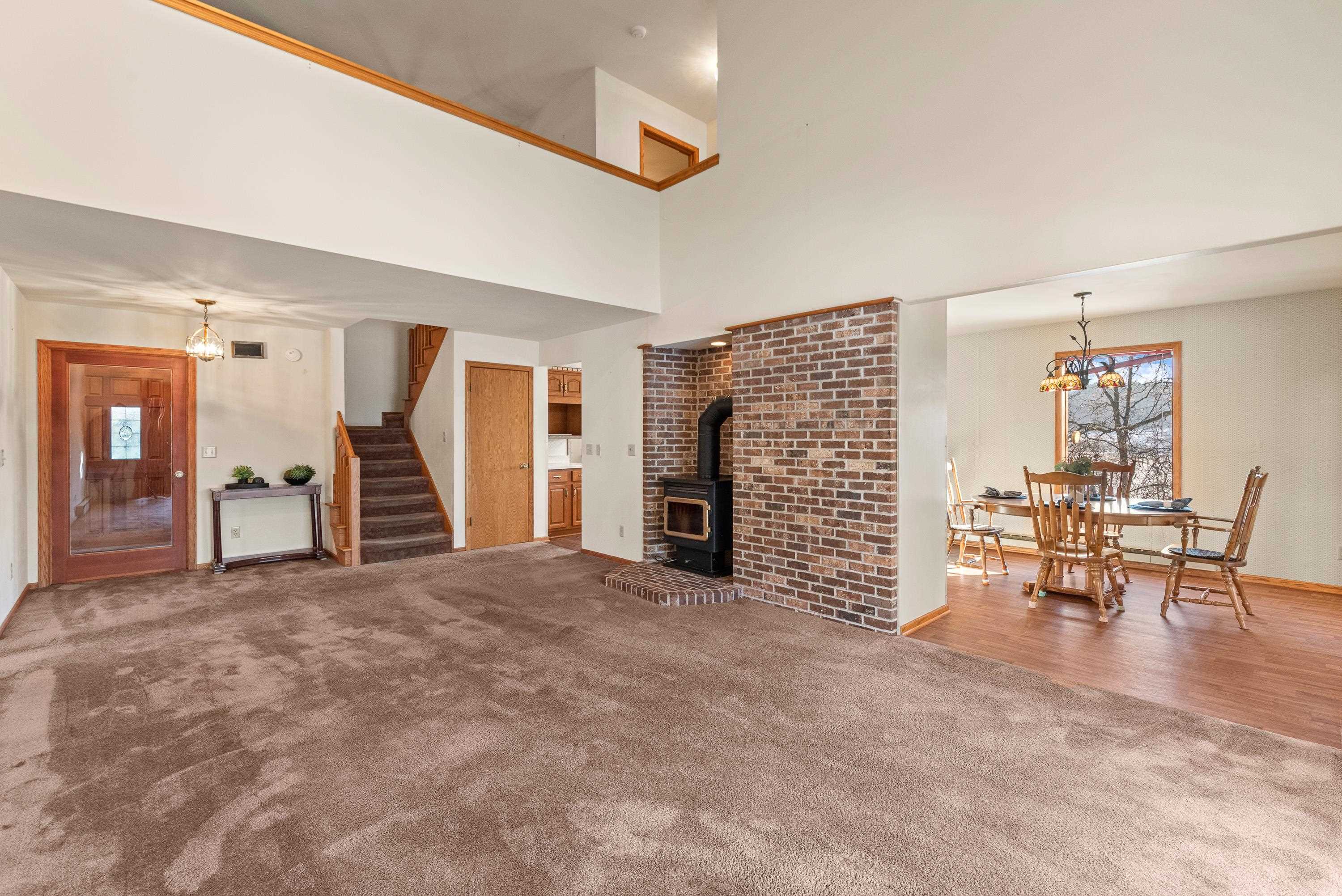 N6614 South Crystal Lake Road Beaver Dam, WI 53916 - Photo 13 of 51