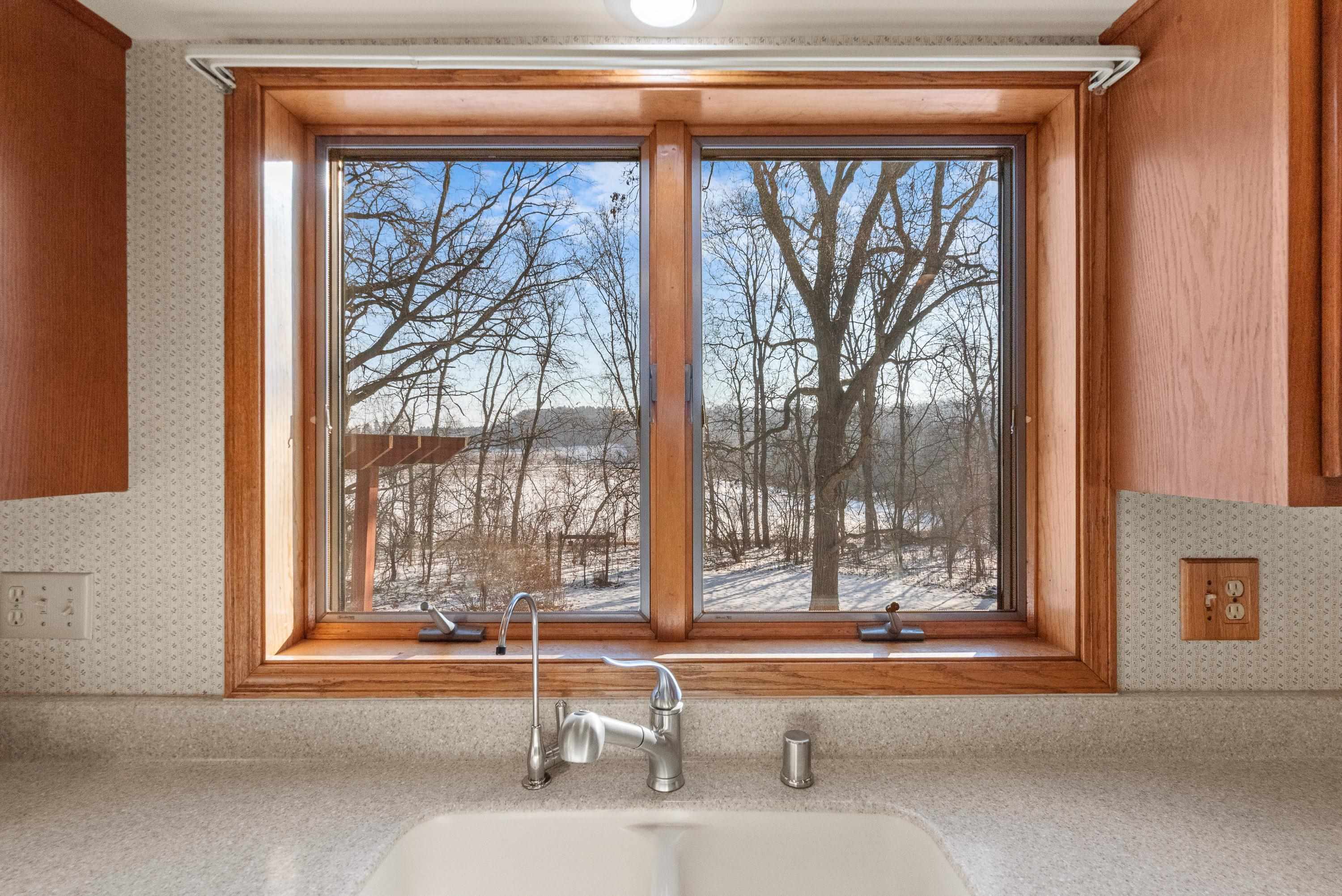 N6614 South Crystal Lake Road Beaver Dam, WI 53916 - Photo 8 of 51