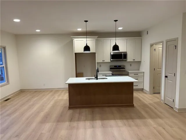 $399,000 | 1705 Johnston Street, Liberty, MO 64068