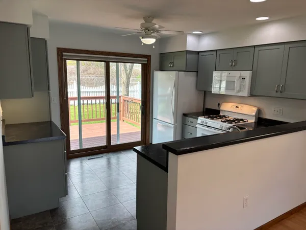 $274,900 | 3138 Linden Drive, La Crosse, WI 54601