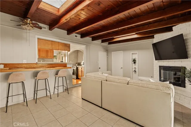 $1,170,000 | 1640 North Lincoln Street, Burbank, CA 91506