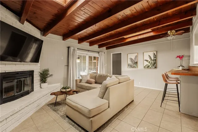 $1,170,000 | 1640 North Lincoln Street, Burbank, CA 91506