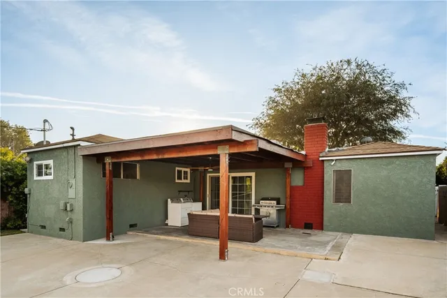 $1,170,000 | 1640 North Lincoln Street, Burbank, CA 91506