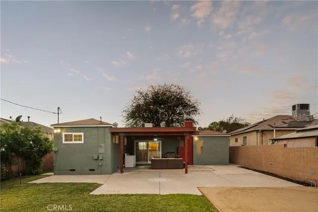 $1,170,000 | 1640 North Lincoln Street, Burbank, CA 91506