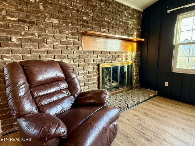 $385,000 | 221 Brakebill Road, Knoxville, TN 37924