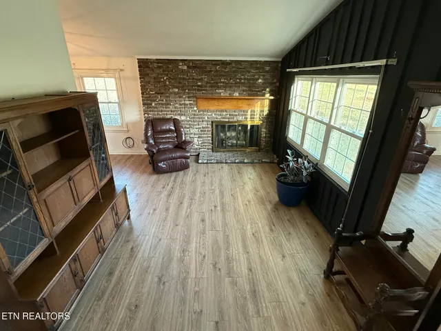 $385,000 | 221 Brakebill Road, Knoxville, TN 37924