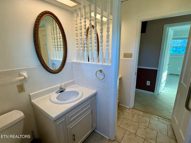 $385,000 | 221 Brakebill Road, Knoxville, TN 37924