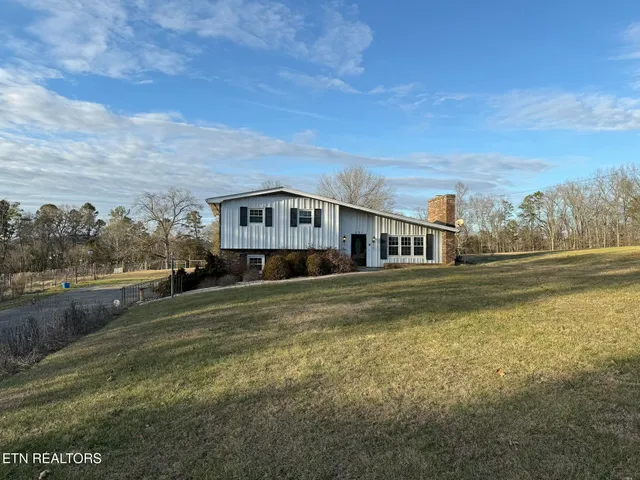 $385,000 | 221 Brakebill Road, Knoxville, TN 37924