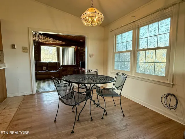 $385,000 | 221 Brakebill Road, Knoxville, TN 37924