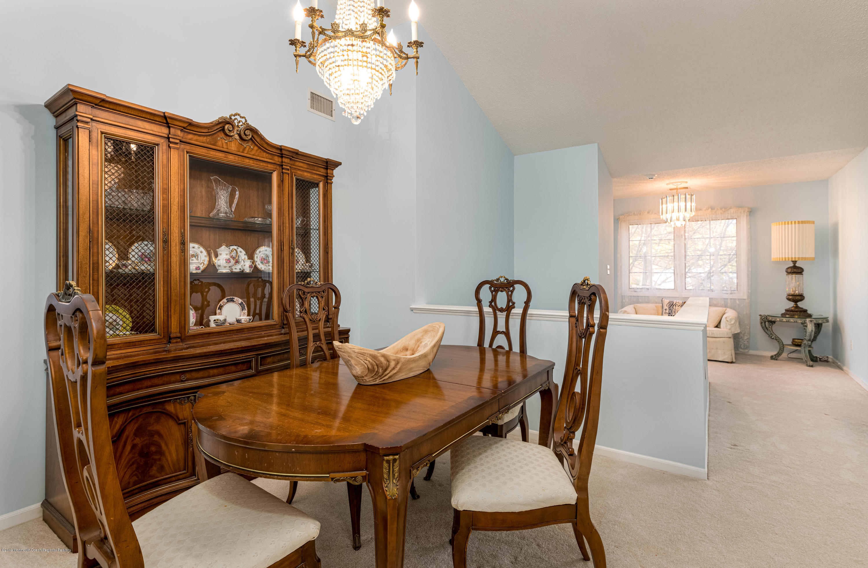 72 F Winthrop Road, Unit 72F Monroe Township, NJ 08831 - Photo 3 of 28 Dining Room