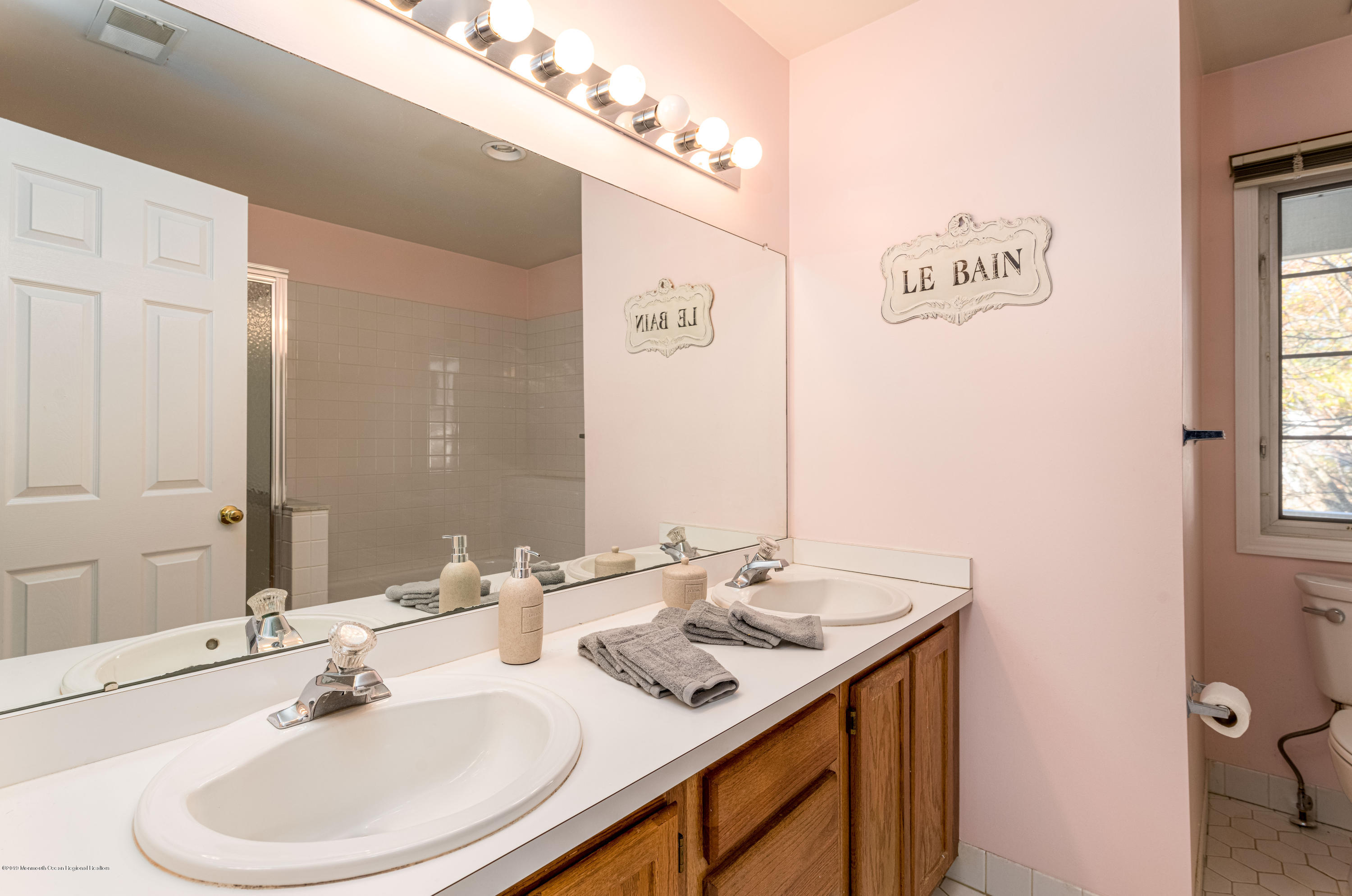 72 F Winthrop Road, Unit 72F Monroe Township, NJ 08831 - Photo 9 of 28 Master Bath Photo #1