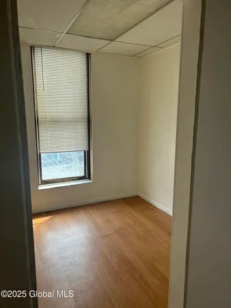$1,600 | 300 Ontario Street, Unit 2, Cohoes, NY 12047