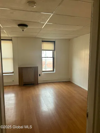 $1,600 | 300 Ontario Street, Unit 2, Cohoes, NY 12047