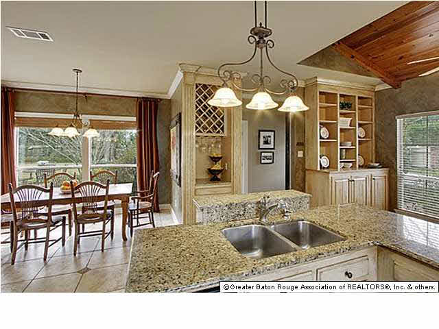 402 Shadow Oak Drive Baton Rouge, LA 70810 - Photo 3 of 18