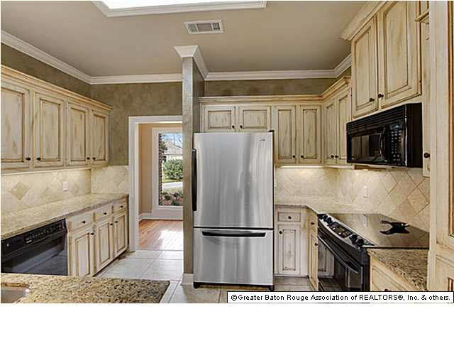 402 Shadow Oak Drive Baton Rouge, LA 70810 - Photo 7 of 18