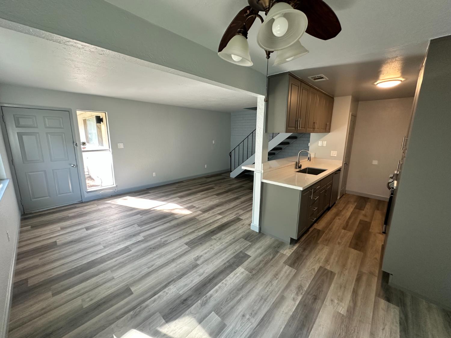 6289 Cavan Drive, Unit 3 Citrus Heights, CA 95621 - Photo 4 of 20