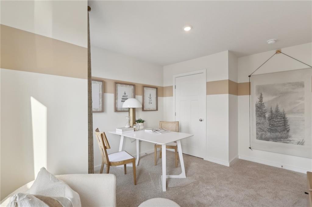 122 River Ridge Drive Coraopolis, PA 15108 - Photo 20 of 22 a dining room with furniture and window
