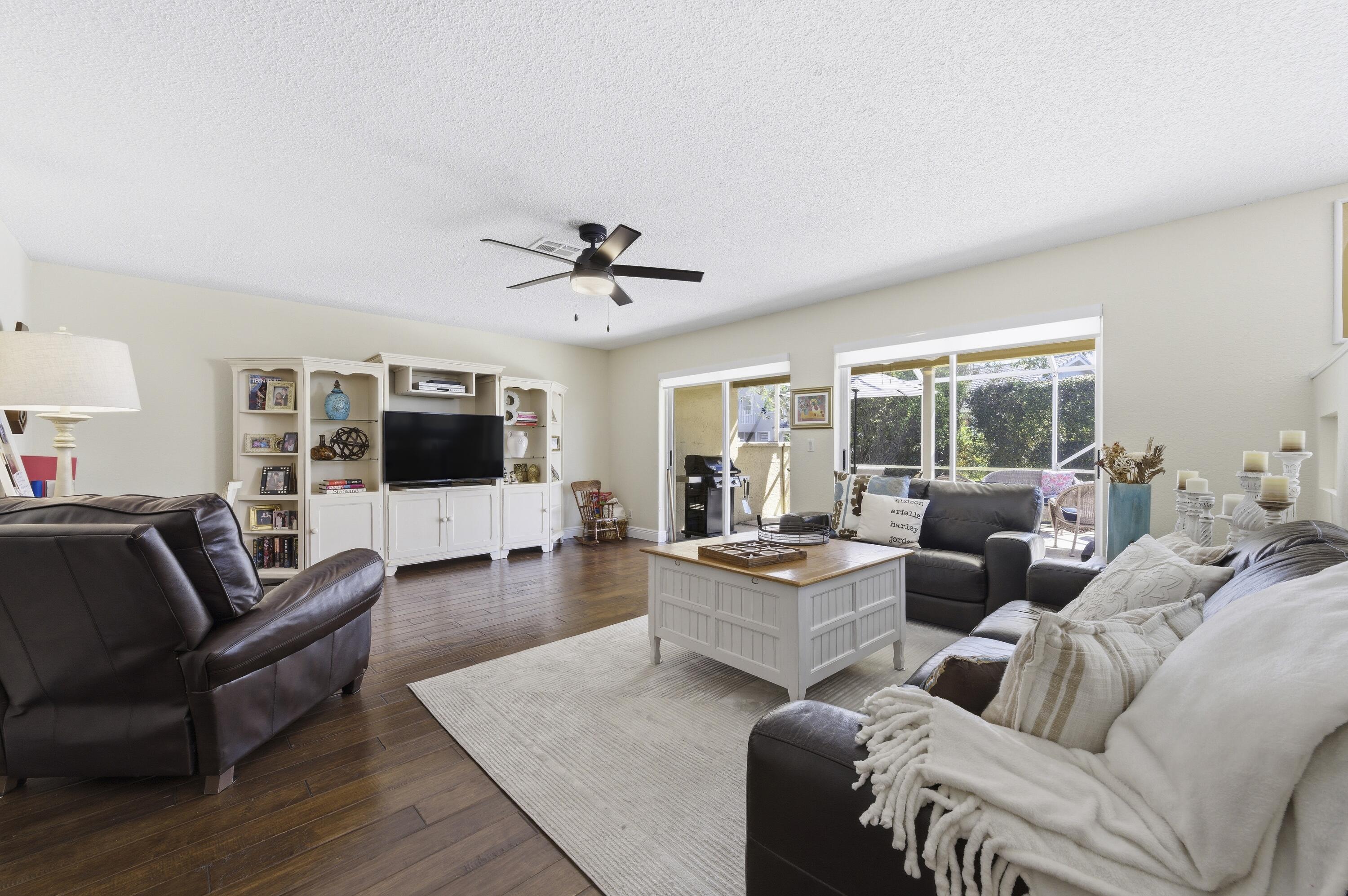 18234 Blue Lake Way Boca Raton, FL 33498 - Photo 19 of 35 18234_Blue_Lake_Way_Boca_Raton_018