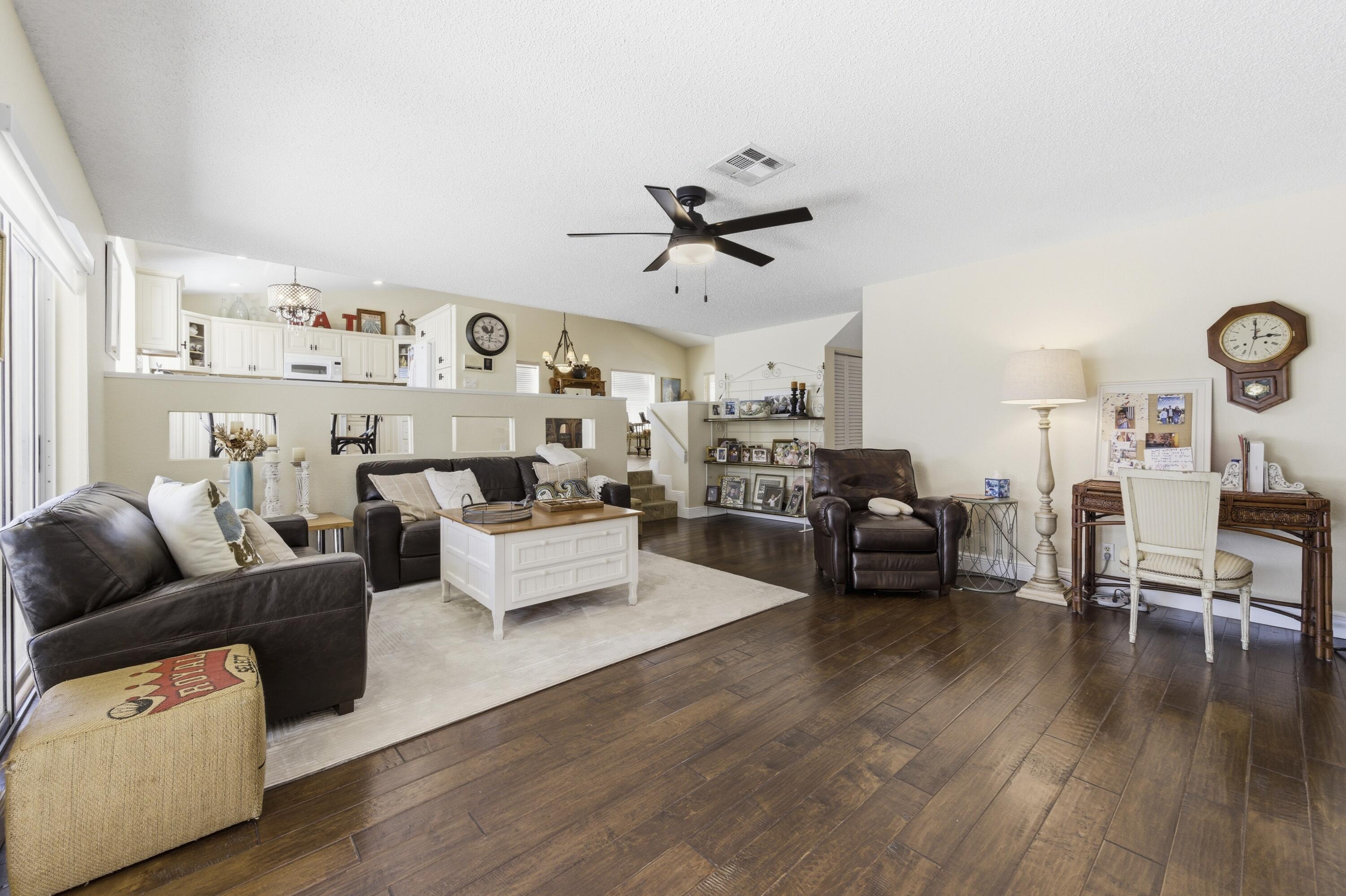 18234 Blue Lake Way Boca Raton, FL 33498 - Photo 20 of 35 18234_Blue_Lake_Way_Boca_Raton_019