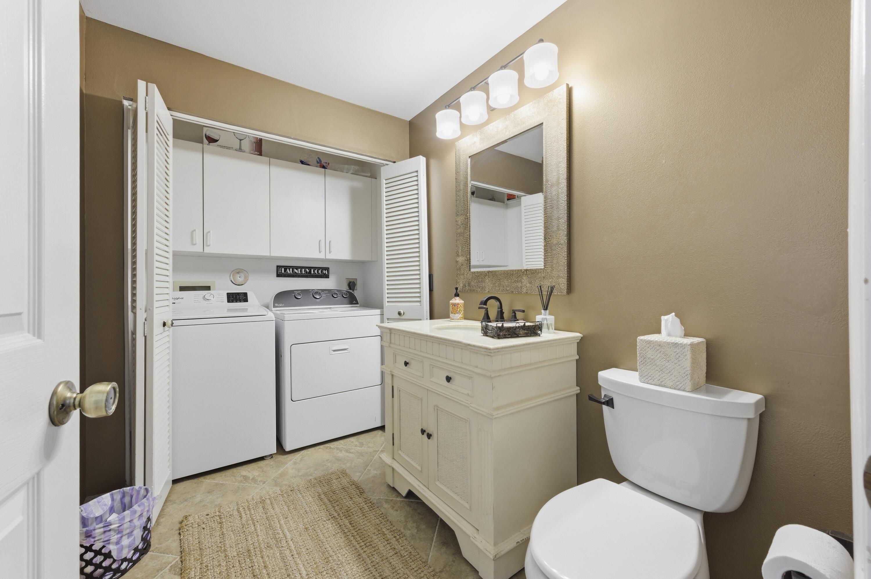 18234 Blue Lake Way Boca Raton, FL 33498 - Photo 22 of 35 18234_Blue_Lake_Way_Boca_Raton_021