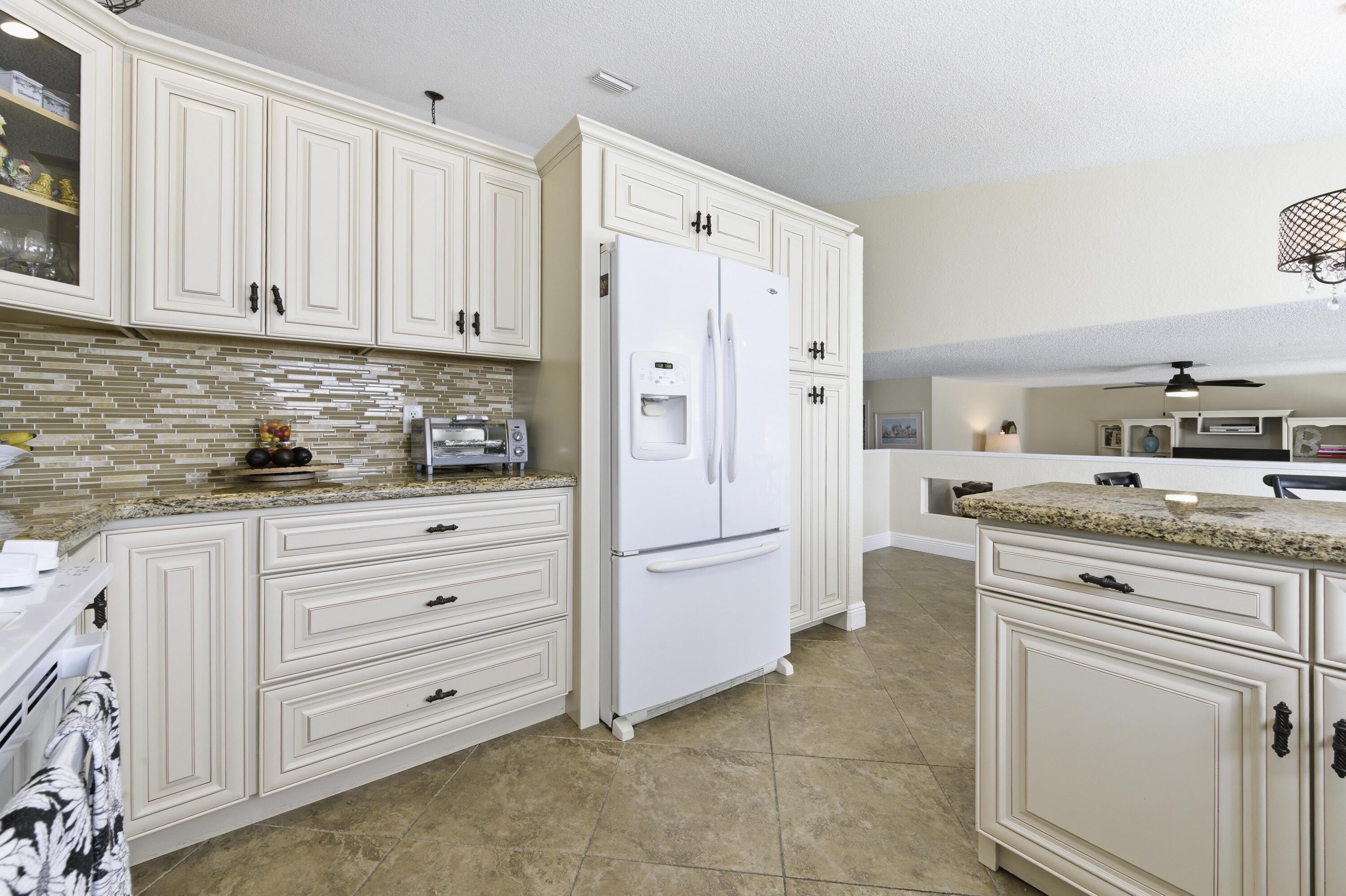 18234 Blue Lake Way Boca Raton, FL 33498 - Photo 5 of 35 18234_Blue_Lake_Way_Boca_Raton_003