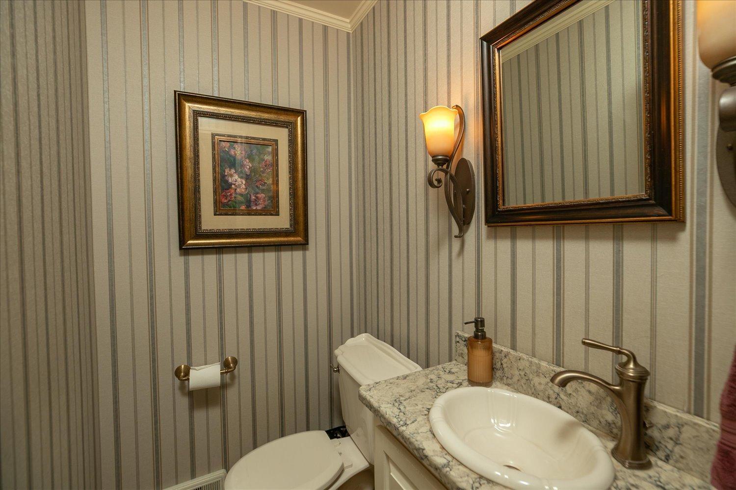 1424 Woodland Drive Southwest Rochester, MN 55902 - Photo 33 of 48