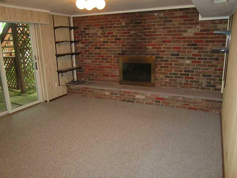 101 Hillcrest Road Renfrew, PA 16053 - Photo 13 of 21 Family Room.
