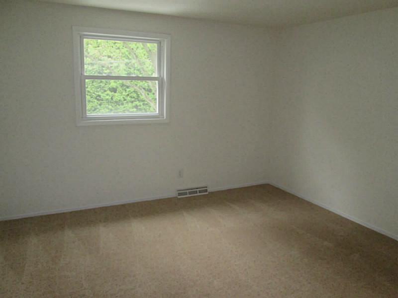 101 Hillcrest Road Renfrew, PA 16053 - Photo 10 of 21 Bedroom.