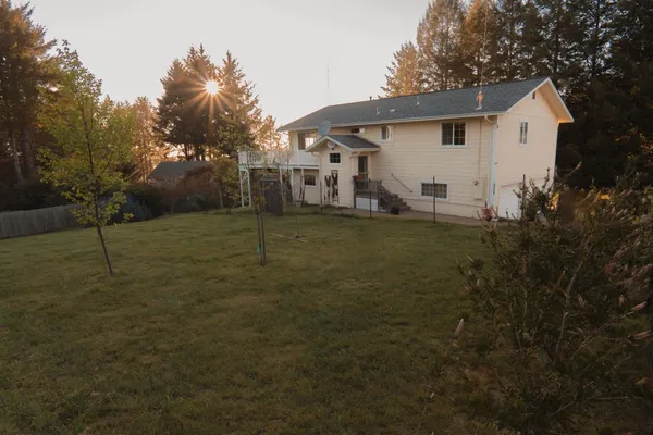 $699,000 | 520 Redwood Road, Whitethorn, CA 95589