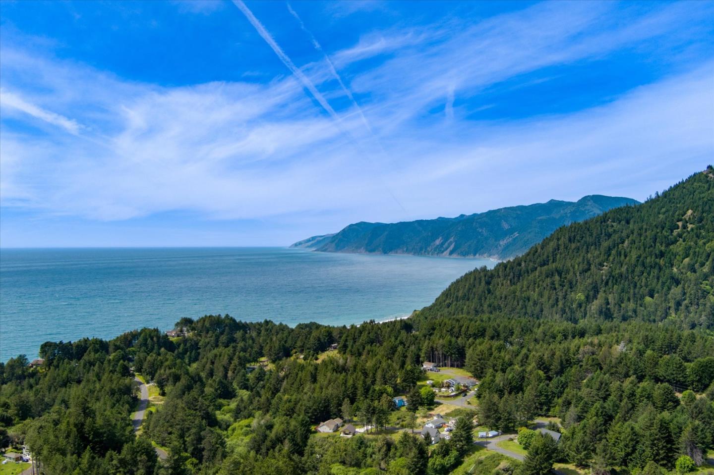 520 Redwood Road Whitethorn, CA 95589 - Photo 69 of 69 a view of a lake with a city