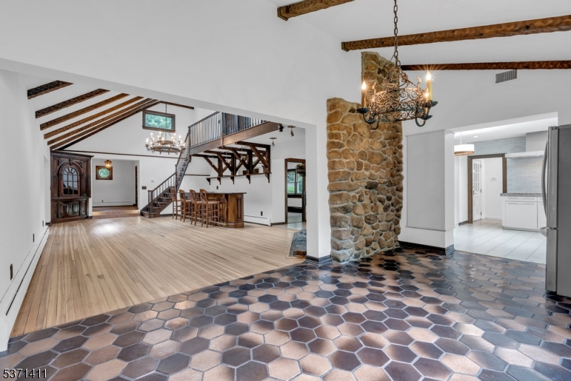 8 Crosby Lane Oakland, NJ 07436 - Photo 13 of 41