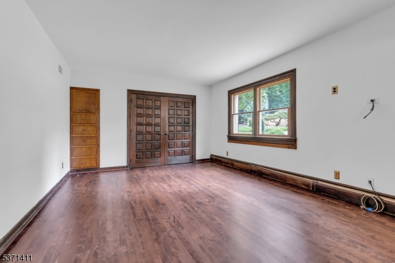 8 Crosby Lane Oakland, NJ 07436 - Photo 30 of 41