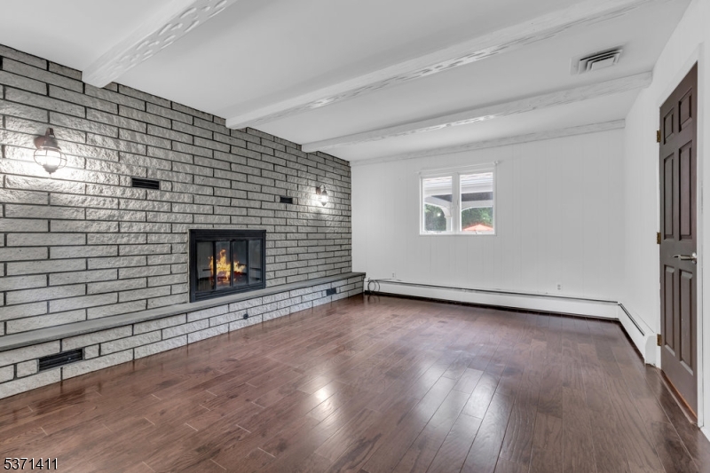 8 Crosby Lane Oakland, NJ 07436 - Photo 32 of 41