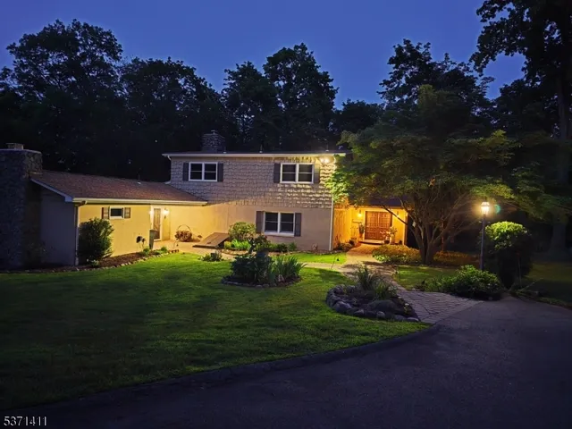 $6,500 | 8 Crosby Lane, Oakland, NJ 07436