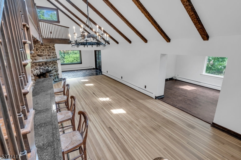 8 Crosby Lane Oakland, NJ 07436 - Photo 10 of 41