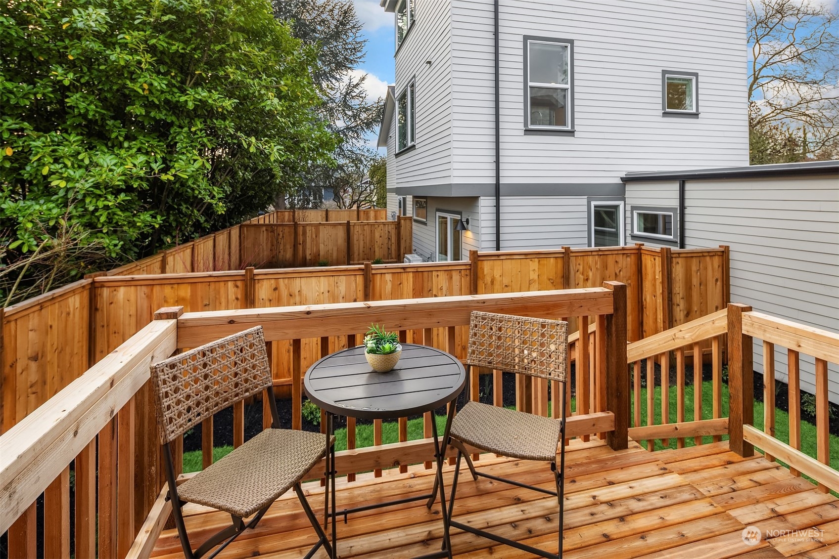 8021 Wallingford Avenue North Seattle, WA 98103 - Photo 38 of 39 a view of balcony with furniture