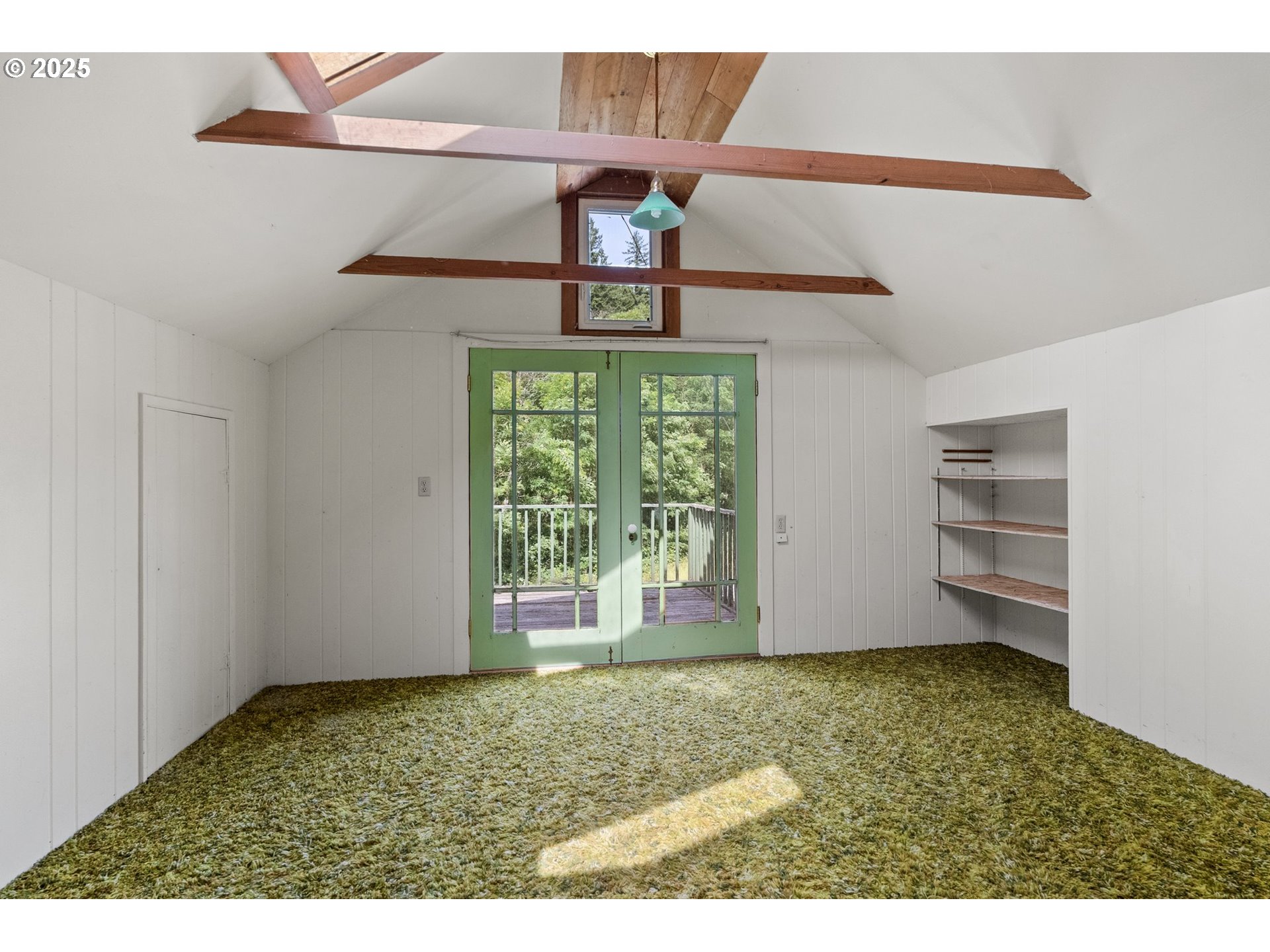 83015 Peninsula Road Fall Creek, OR 97438 - Photo 18 of 40 a view of an empty room with a window