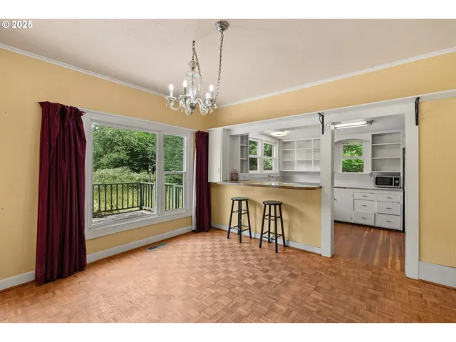 a view of livingroom with furniture window and outside view