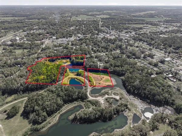$325,000 | 1041 Northeast 6th Boulevard, Williston, FL 32696